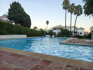 Apartament a Montemar. Apartamento en torremolinos
