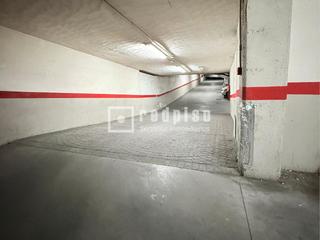 Aparcament cotxe a Calle Pinto-San Roque. Se vende plaza de garaje