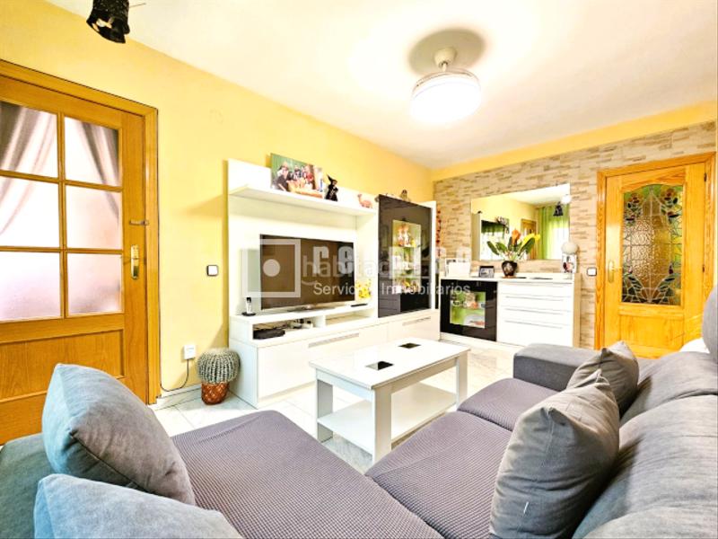 Foto afe75f2c-0799-4f27-8d01-d704083f497e. Appartement avec chauffage dans Reyes Parla
