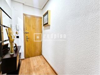 Pis a Reyes. Magnífica vivienda de 81 m con 3 dormitorios en excelente zona