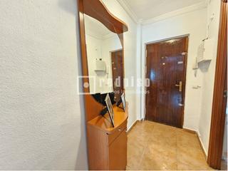 Appartamento in Reyes. Piso alquilado, ideal para inversores, renta actual