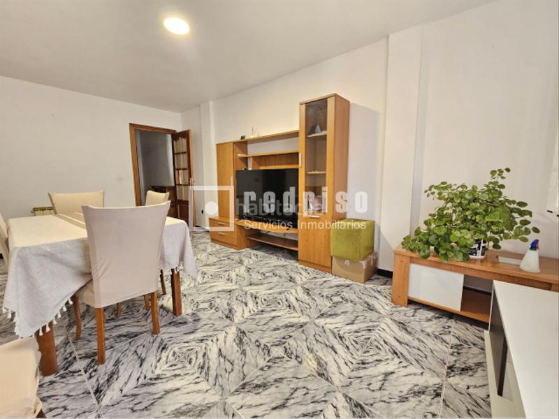 Foto 2be9ffda-6c83-474a-b5fa-442abf8c252c. Appartement avec chauffage dans Reyes Parla