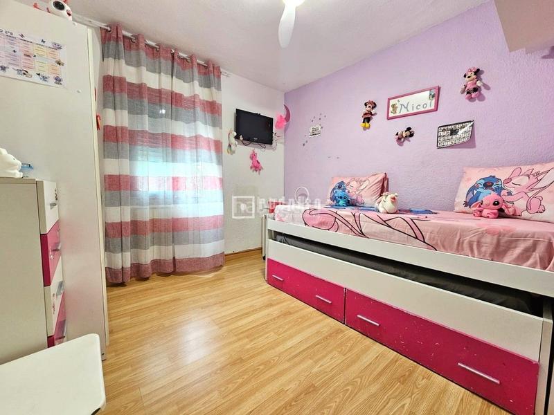 Foto 152c0338-099f-4c22-9913-196929e14f45. Appartamento con riscaldamento in Reyes Parla