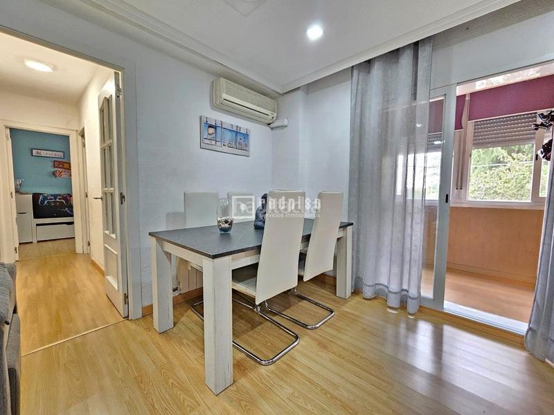 Foto c8209a78-168f-463e-880c-4cb2bad4cba3. Appartamento con riscaldamento in Reyes Parla