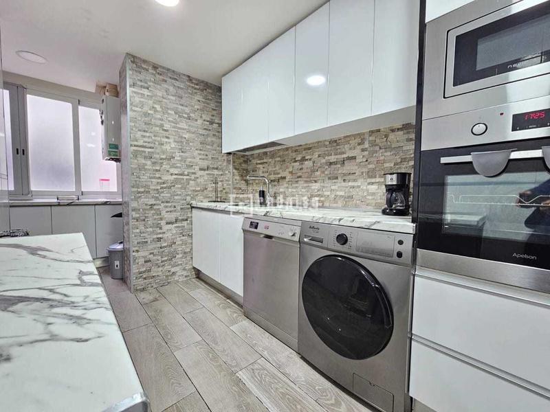 Foto ed7279d7-54c1-4812-9b46-513fba7c4c87. Appartamento con riscaldamento in Reyes Parla
