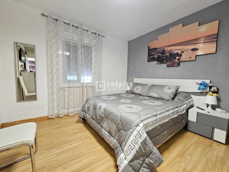 Foto f2cfea7c-e9a7-4126-b18c-64753be83e5f. Appartamento con riscaldamento in Reyes Parla