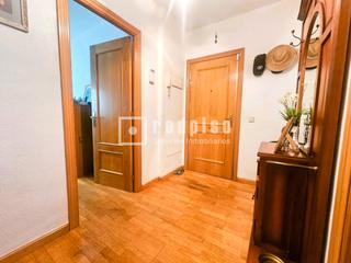 Appartement à Calle Pinto-San Roque. Redpiso vende amplia planta baja en excelente estado  zona céntr