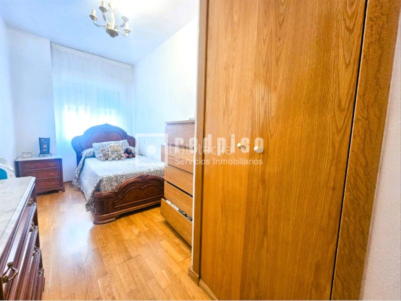 Foto 3d86ac6a-5813-46f0-b4a1-39222a08ec07. Piso redpiso vende amplia planta baja en excelente estado zona céntrica en Parla