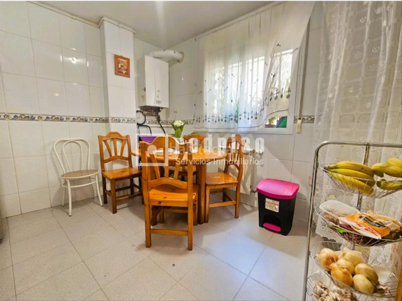 Foto 6e7f2b61-5a6b-4187-aa59-3609e3e74dbd. Piso redpiso vende amplia planta baja en excelente estado zona céntrica en Parla