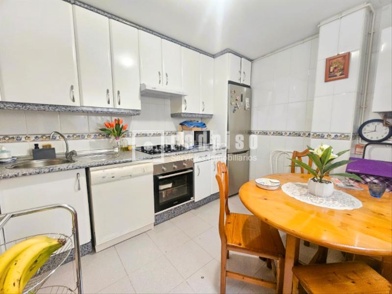 Foto cc4e2020-6433-4af3-98dd-b4fb8f95d555. Piso redpiso vende amplia planta baja en excelente estado zona céntrica en Parla