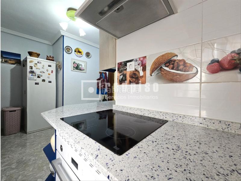 Foto 32cb6fc6-b963-4e0c-8fc4-c06df3789e6e. Appartamento con riscaldamento in Reyes Parla