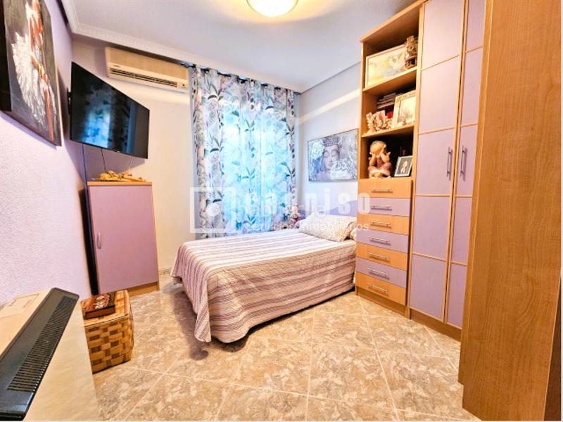 Foto e16a694c-8895-4d1f-a44b-d5ced9b6802a. Appartamento con riscaldamento in Reyes Parla