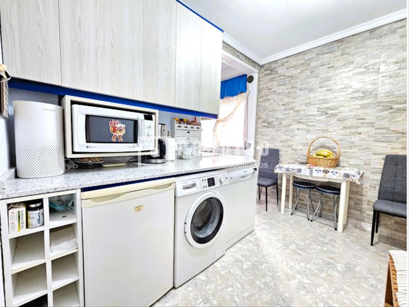 Foto e4d8675b-eca3-44c5-914b-1115b06f2f31. Appartamento con riscaldamento in Reyes Parla