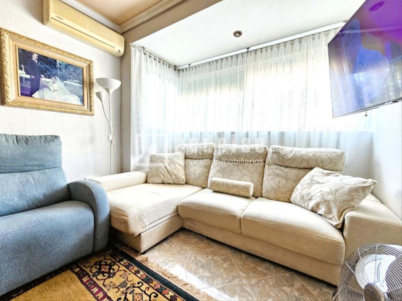 Foto e6e89f06-42b9-4f93-ba50-ed5ed532a282. Appartamento con riscaldamento in Reyes Parla