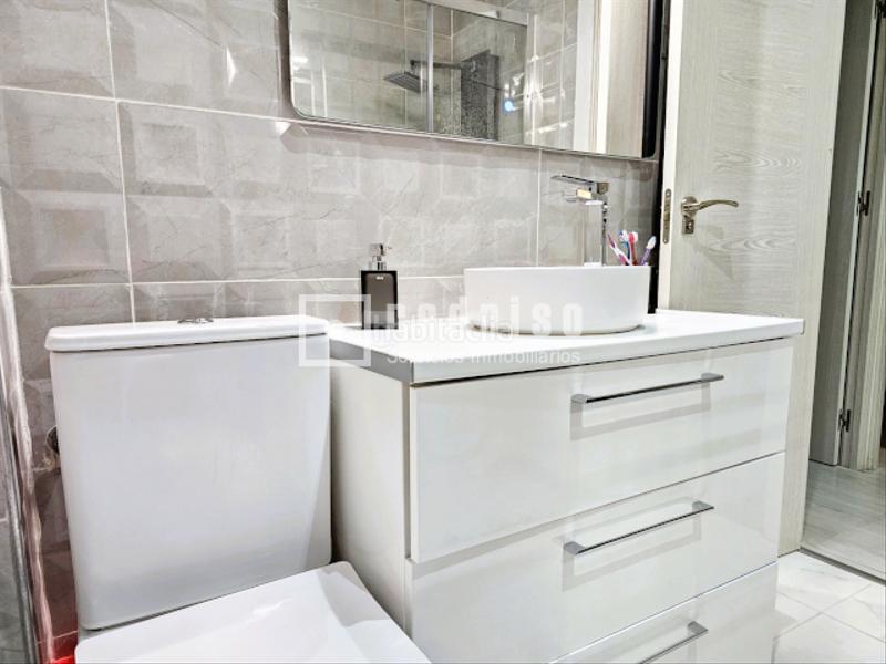 Foto ca8a63a8-3e01-4a2b-b860-a66bf07f61d4. Piso  con encanto, reformado y con terraza céntrica en Parla