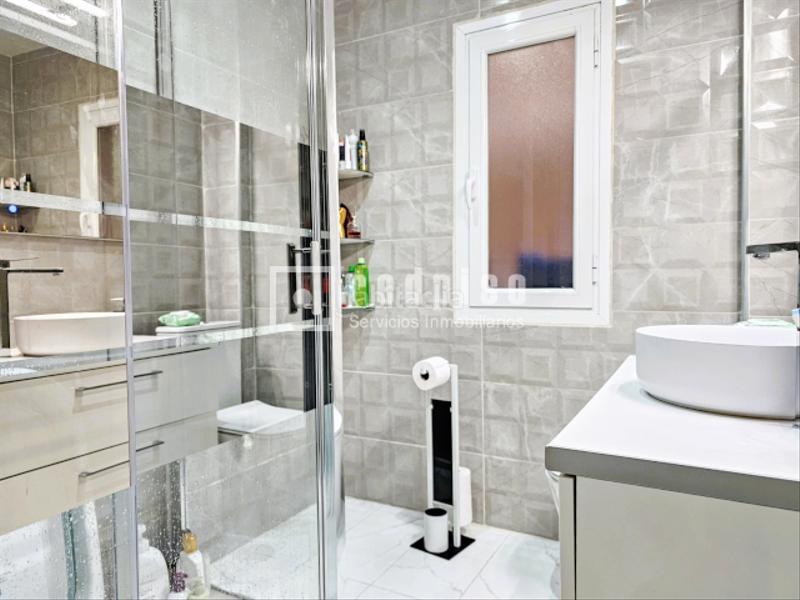 Foto e0b1f63f-ea65-462f-b094-ab5bd02a3d71. Piso  con encanto, reformado y con terraza céntrica en Parla