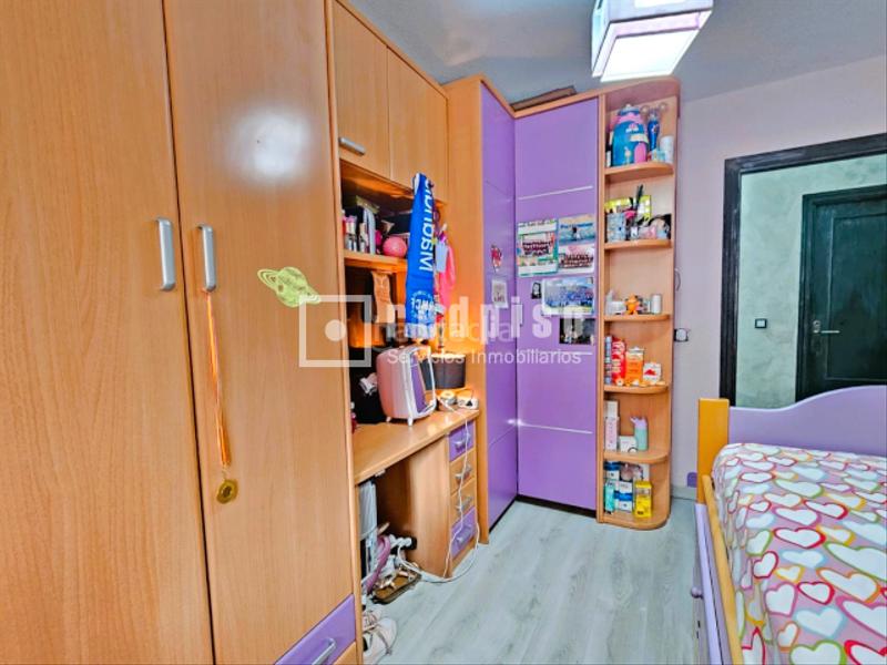 Foto 07141722-443f-470f-9ce0-8e62012e17b6. Appartement avec chauffage dans Reyes Parla