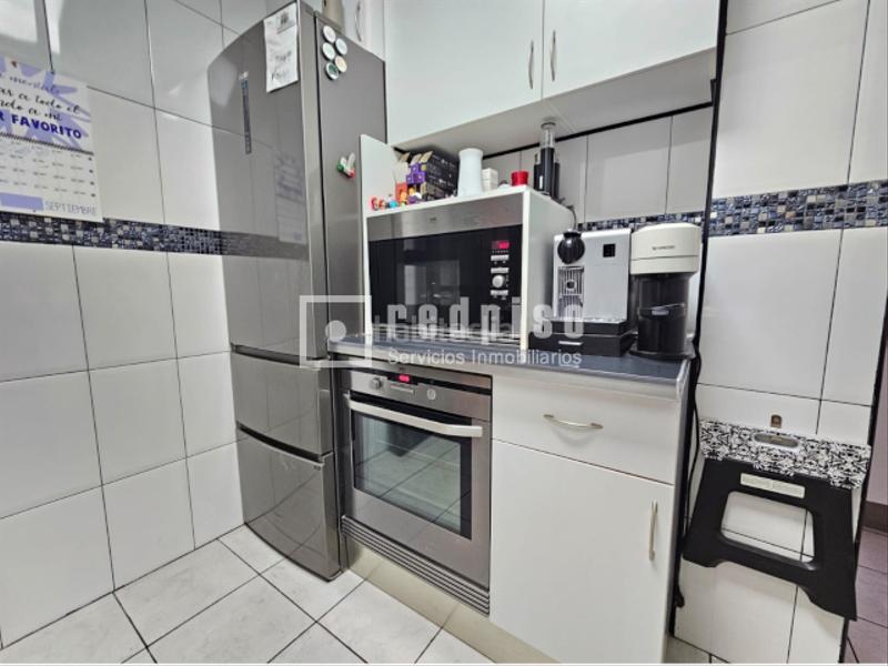 Foto 1da59844-31a4-4e77-b58f-e3cecd5e84a2. Appartement avec chauffage dans Reyes Parla