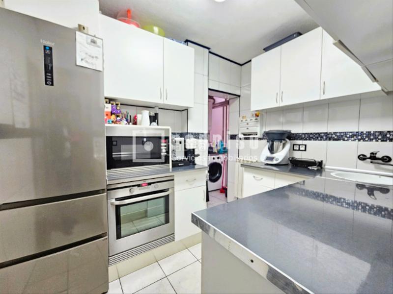 Foto c07778da-9777-4ff0-a17e-463e75d6db4a. Appartement avec chauffage dans Reyes Parla