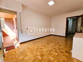 Pis en Villayuventus-Renfe. Vivienda amplia y luminosa en pleno centro, lista para entrar a