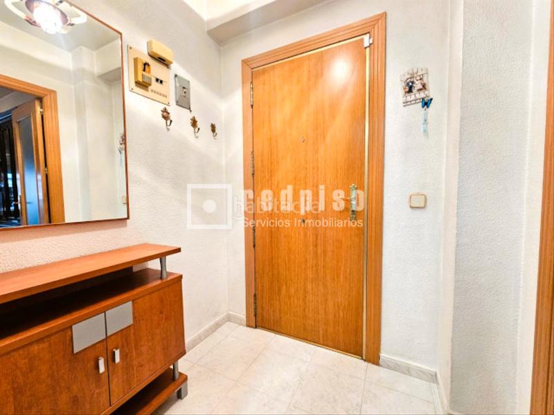 Foto 35989bb3-0dc2-49d8-bbe6-b5ab64c942bc. Etagenwohnung in Reyes Parla