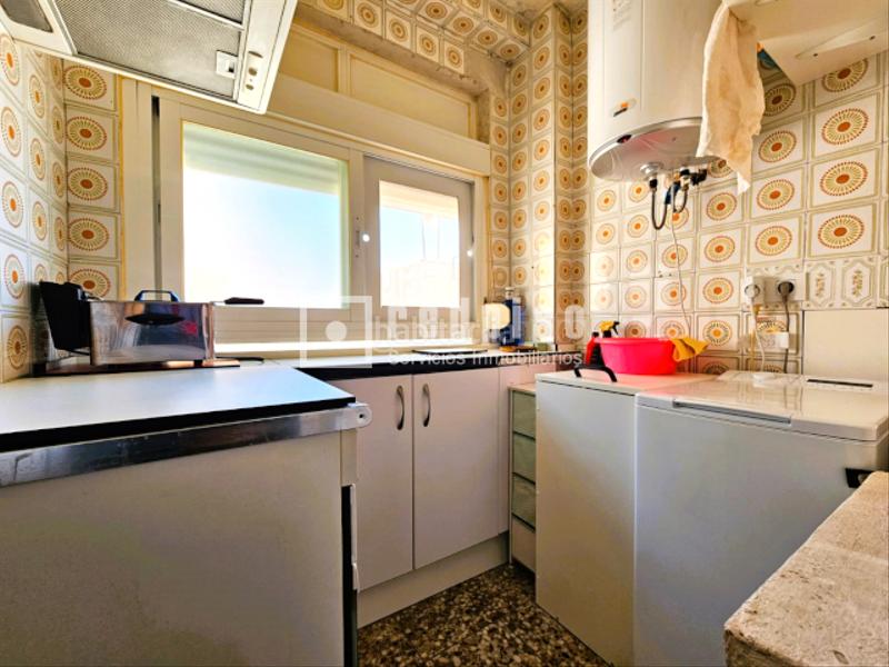 Foto 17808c82-5e76-4631-836a-be7a2e1ab917. Pis amb calefacció terrassa a Reyes Parla