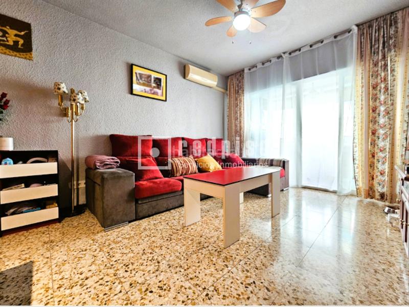 Foto 27e98fb5-0c3b-47fd-b495-50d6b3bae99e. Pis amb calefacció terrassa a Reyes Parla