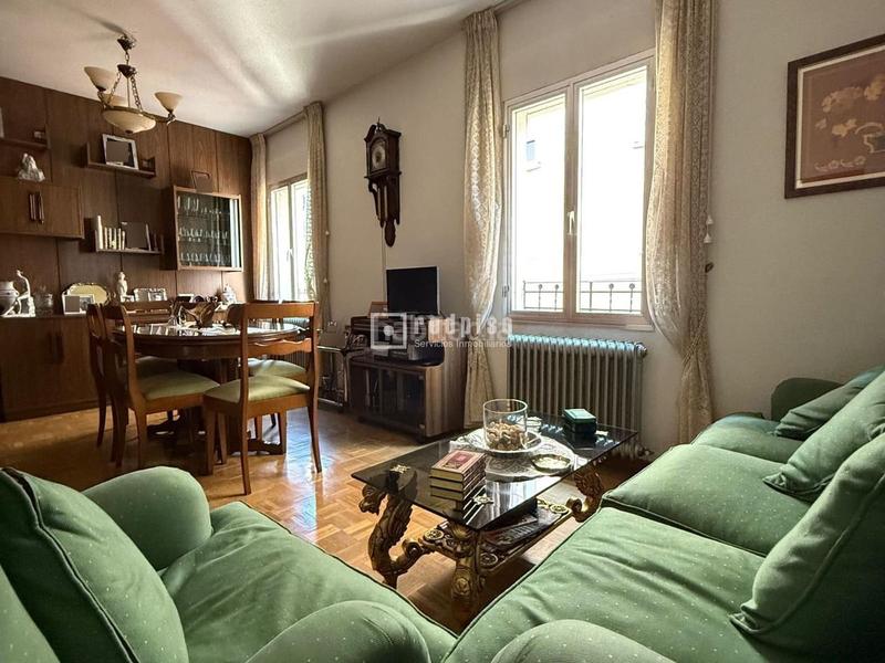 Foto f59f186e-7e47-420b-815d-2ec0e7534f55. Pis a Casa de Campo Madrid
