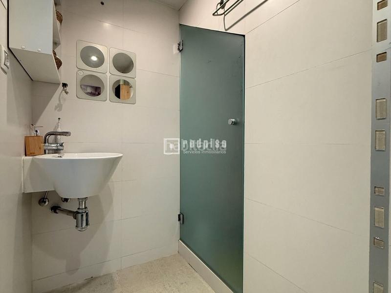 Foto 2a77f6d1-34a9-423b-a2f7-cb8d5cfb1a85. Etagenwohnung mit heizung in Argüelles Madrid