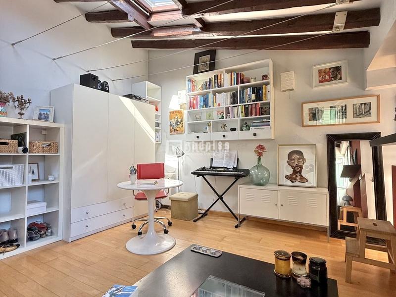 Foto 830e50d1-dc7c-48a6-a44d-739c6593d7b8. Etagenwohnung mit heizung in Argüelles Madrid