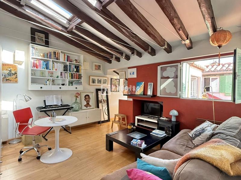 Foto a099019f-9864-4da9-a527-17f796db232d. Etagenwohnung mit heizung in Argüelles Madrid