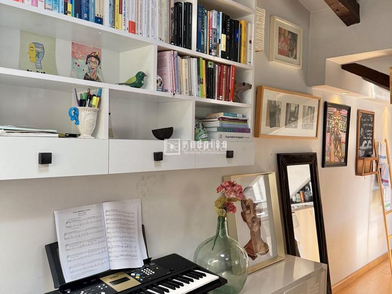 Foto c6857e6e-ff53-4267-af67-6d3f48beb7e5. Etagenwohnung mit heizung in Argüelles Madrid