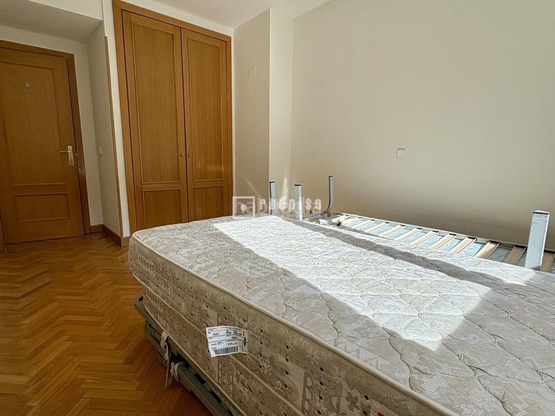 Foto 2e249242-02d1-41f3-a6f3-e3a567f6ca92. Rent flat with heating in Casa de Campo Madrid