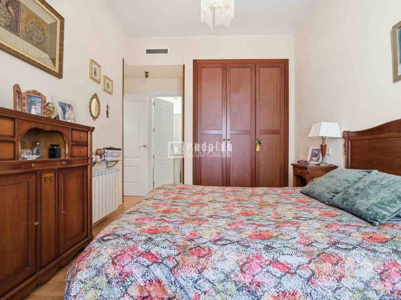 Foto 675af8da-a798-42a1-a4a8-16bdae9fb743. Appartement avec chauffage parking piscine dans Palacio Madrid