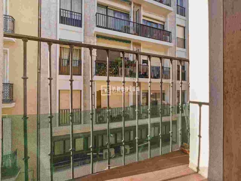 Foto b6fa7fdc-7d76-49e1-8c44-5cf107a9eab2. Appartement avec chauffage parking piscine dans Palacio Madrid