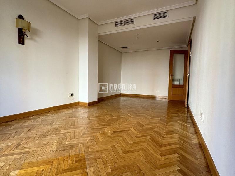 Foto 145926e1-0025-438c-b237-77c6df40d3ac. Location appartement avec chauffage parking dans Casa de Campo Madrid