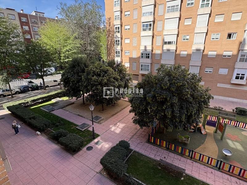 Foto b822ae6d-a40e-4a07-85ca-1236f9050cf8. Location appartement avec chauffage parking dans Casa de Campo Madrid