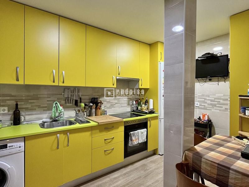 Foto 294a8da4-bf11-414a-af50-d9d65e088584. Piso redpiso paseo la florida vende en exclusiva en Madrid