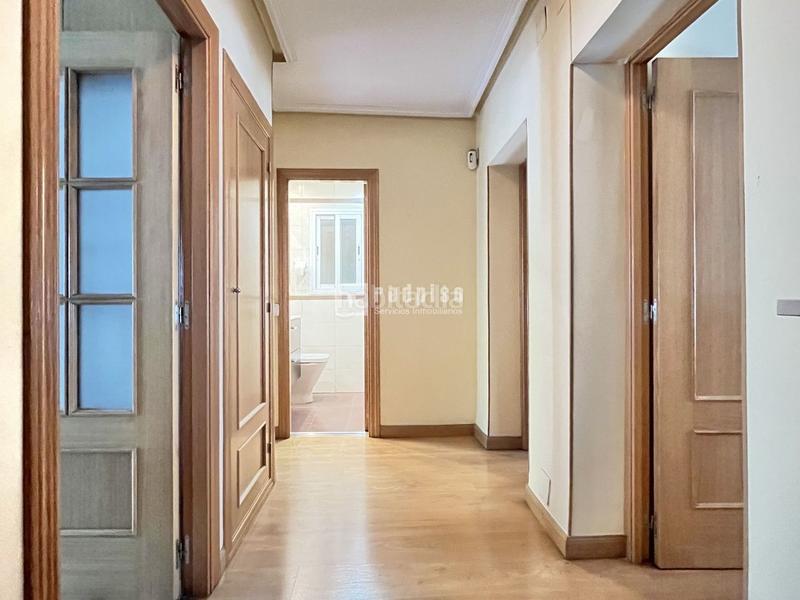 Foto 59215160-ad46-4601-b74a-0d70561e4b8b. Flat with heating in Casa de Campo Madrid