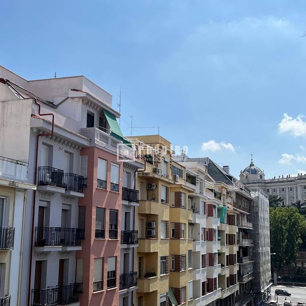 Foto d3ba6484-143b-4f0e-a2fb-54e0431e5035. Lloguer pis amb calefacció a Argüelles Madrid