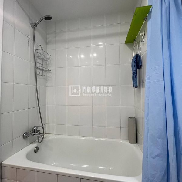 Foto 5185112a-ad2d-4c85-9d24-afbcafcddf03. Rent flat with heating in Argüelles Madrid