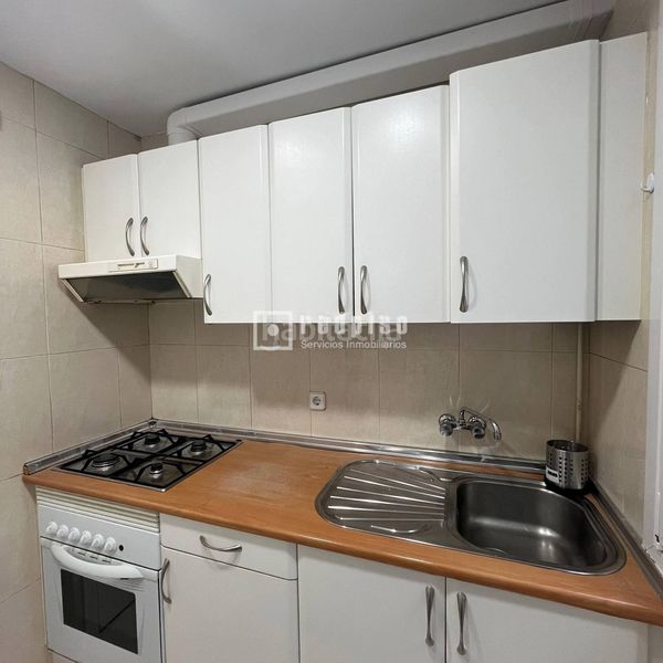 Foto ca2cc611-0c48-4b34-b06c-896fcbc7d41c. Rent flat with heating in Argüelles Madrid