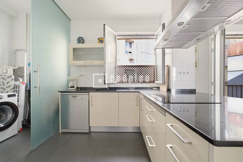 Foto 9b14020d-5e5e-4071-aacd-240915cc1a00. Flat with heating in Palacio Madrid