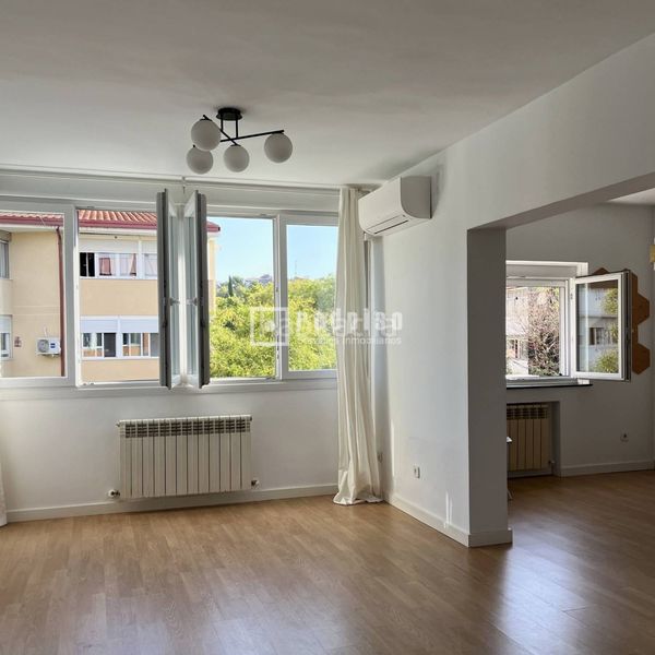 Foto 2f7c841d-313d-4c2c-8369-6898cb767a9c. Rent flat with heating in Casa de Campo Madrid