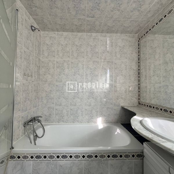 Foto 41ace131-f49c-46ed-af74-d80608cfba83. Rent flat with heating in Casa de Campo Madrid