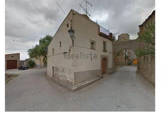 Casa adossada a Carrer del portal 21. Casa a reformar situada a la morana.