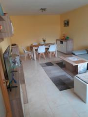 Pis a Carrer de lleida 11. Se vende piso en sant guim de freixenet