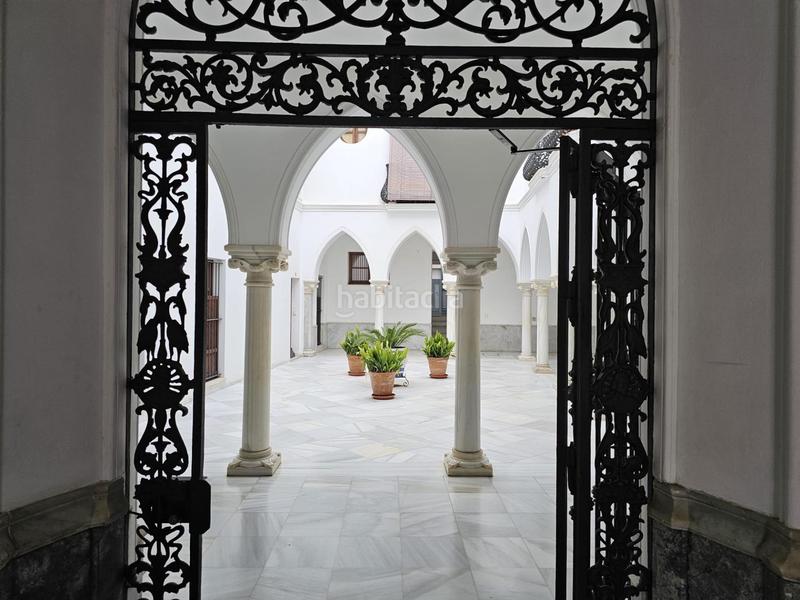 Foto 13ae31e5-8b4d-463c-9cba-03790556b576. Duplex avec parking piscine dans V Centenario-Piletas-Capuchinos Sanlúcar de Barrameda