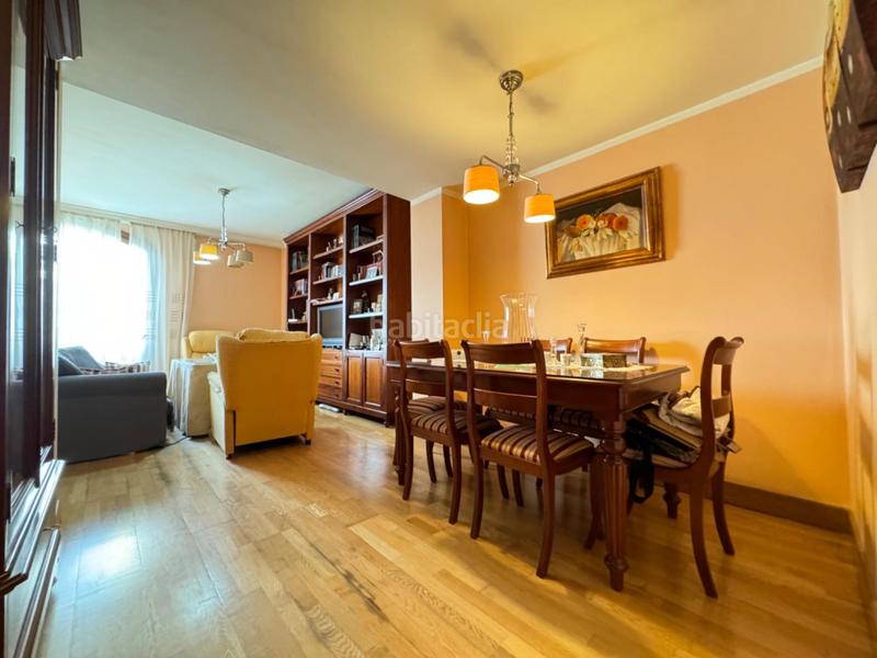 Foto 48cd3e68-0ba2-4596-b626-58a749384ef3. Duplex avec parking piscine dans V Centenario-Piletas-Capuchinos Sanlúcar de Barrameda