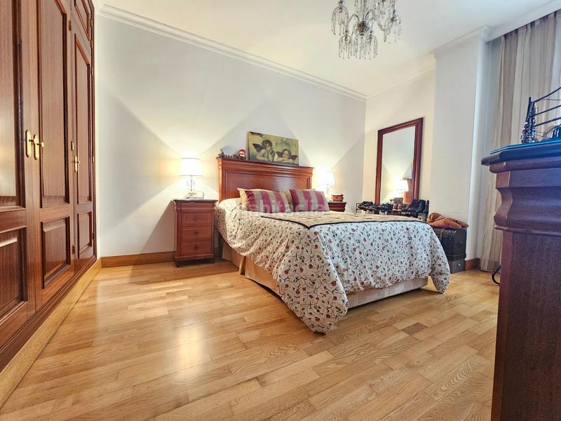 Foto b704ef88-8d0f-42f7-8f44-0a54c7845f64. Duplex avec parking piscine dans V Centenario-Piletas-Capuchinos Sanlúcar de Barrameda